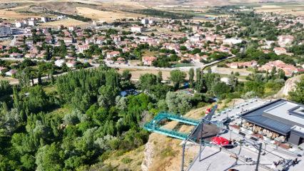Y&uuml;zbinler ziyaret etti: Kayseri&rsquo;deki nefes kesen cam teras ziyaret&ccedil;ilerin favorisi oldu