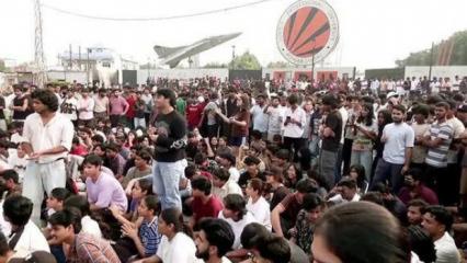 Hindistan'ı ayağa kaldıran iddia: Ortalık savaş alanına d&ouml;nd&uuml;!