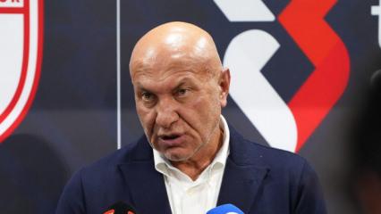 'S&ouml;zlerim sizi kırdı' diyen Y&uuml;ksel Yıldırım'dan taraftarlarına &ccedil;ağrı