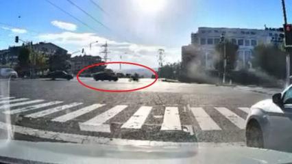 Ankara&rsquo;da acı &ouml;l&uuml;m: Otomobile &ccedil;arpan motosikletli havada taklalar atarak can verdi