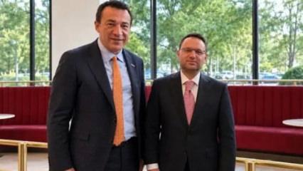Bakan G&uuml;rlek&rsquo;in T&uuml;rkevi&rsquo;ndeki fotoğrafının perde arkası ortaya &ccedil;ıktı!