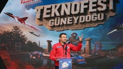 Bayraktar'dan TEKNOFEST gençliğine mesaj: 'Yapamazsınız' diyenlere inat!
