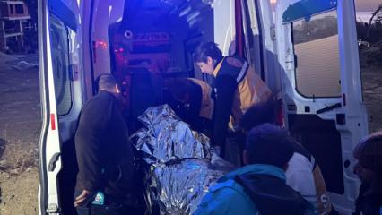 &Ccedil;anakkale'de toprak altında kalan 2 iş&ccedil;i kurtarıldı