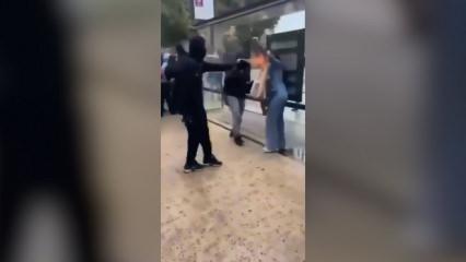 Fransa&rsquo;da dehşet: G&ouml;sterici, kadının y&uuml;z&uuml;n&uuml; alev p&uuml;sk&uuml;rt&uuml;c&uuml;yle yaktı!