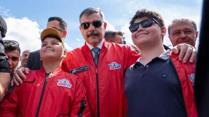 İ&ccedil;işleri Bakanı &Ccedil;ift&ccedil;i, TEKNOFEST G&uuml;neydoğu'yu ziyaret etti