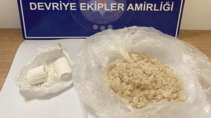 Keşan&rsquo;da polisin durdurduğu bir ticari taksiden 157,61 gram uyuşturucu ele ge&ccedil;irildi