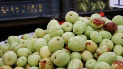 Kilosu 150 TL&rsquo;ye kadar &ccedil;ıkıyor! Bu meyvenin 3 tanesi 1 kilo mandalinaya bedel!