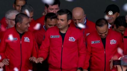 TEKNOFEST G&uuml;neydoğu a&ccedil;ılışında halay coşkusu!