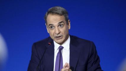 Yunanistan'da h&uuml;k&uuml;metin parti binasına saldırı