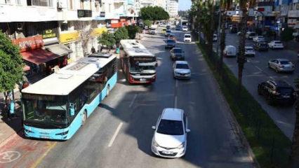 Antalya'da otob&uuml;ste unutuldu! Oyuncak sandı kanlı canlı &ccedil;ıktı... Şof&ouml;r şoke oldu