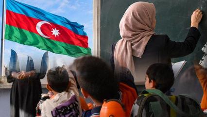 Azerbaycan'da kadın &ouml;ğretmenlere kılık kıyafet d&uuml;zenlemesi