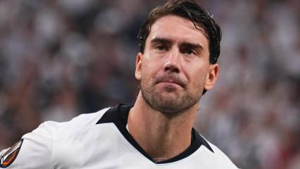 Beşiktaş'ta y&uuml;zleri g&uuml;ld&uuml;ren Vlahovic gelişmesi