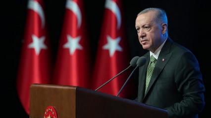 Cumhurbaşkanı Erdoğan İstanbul'un işgalden kurtuluşunun 103. yılını kutladı
