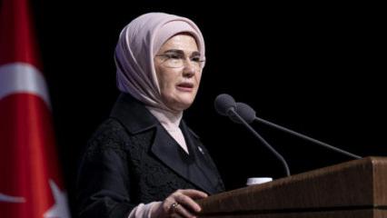 Emine Erdoğan'dan D&uuml;nya Kız &Ccedil;ocukları G&uuml;n&uuml; mesajı