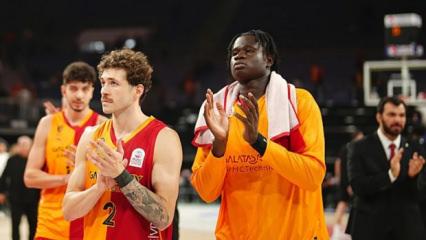 Galatasaray Şampiyonlar Ligi'nde parkeye &ccedil;ıkıyor!