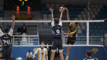 Voleybolda Konya r&uuml;zgarı! 3'te 3 yaparak zirveye yerleştiler