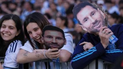 Messi'nin son ma&ccedil;ında İngilizleri &ccedil;ıldırtacak g&ouml;nderme!