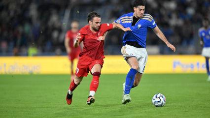 Milli futbolcudan İtalya ma&ccedil;ı sonrası a&ccedil;ıklama! '&Uuml;lkemizi &ccedil;ok &uuml;zd&uuml;k'