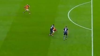 Rams Park'ta tartışmalı pozisyonlar! Eski hakemler a&ccedil;ıkladı