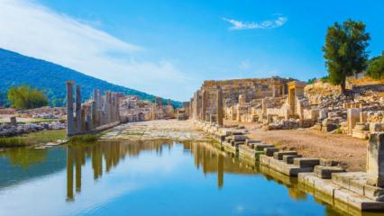 Turizmde T&uuml;rkiye y&uuml;kselişi! 11 basamak birden sı&ccedil;radı