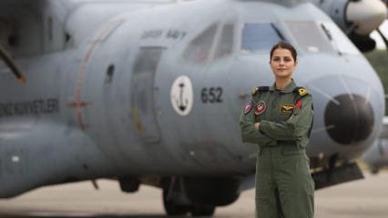 T&uuml;rk Deniz Kuvvetleri&rsquo;nde tarihi adım: İlk kadın pilotu g&ouml;reve hazır