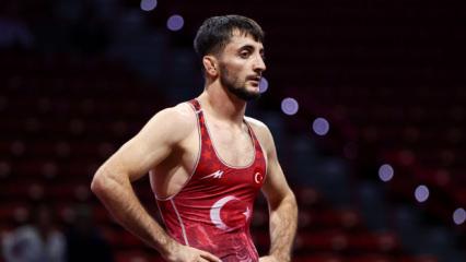 ABD'de T&uuml;rk gururu! Milli sporcu Servet Angı ve Alperen Berber d&uuml;nya k&uuml;rs&uuml;s&uuml;nde