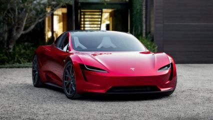 Otomobil tutkunları buraya: Tesla Roadster geliyor! Piyasaya damga vuracak