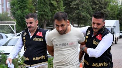 Birlikte yaşadığı kadını boğmadan &ouml;nce yaktı!