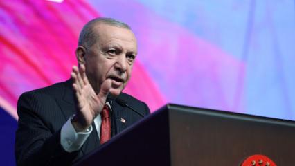 Cumhurbaşkanı Erdoğan'dan &ouml;nemli a&ccedil;ıklamalar: FET&Ouml; Siyonizme uşaklık yaptı