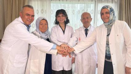 G&ouml;ğ&uuml;s kabartan başarı! 4 kuşak doktor aile