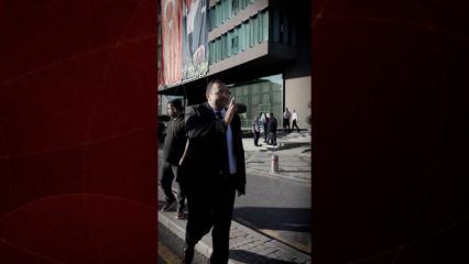 D&uuml;ndar Ziya G&uuml;ltekin i&ccedil;in hazırlanan klip y&uuml;rekleri dağladı