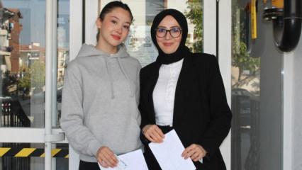 Anne-kız aynı okulda KPSS'ye girdi
