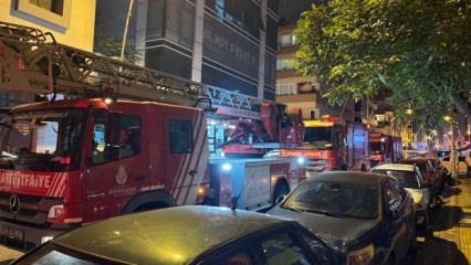 Bah&ccedil;elievler'de apart otelde korkutan yangın: B&uuml;y&uuml;meden s&ouml;nd&uuml;r&uuml;ld&uuml;