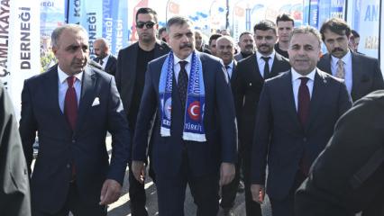 Bakan &Ccedil;ift&ccedil;i, Erzurum Tanıtım G&uuml;nleri'nde vatandaşlarla buluştu