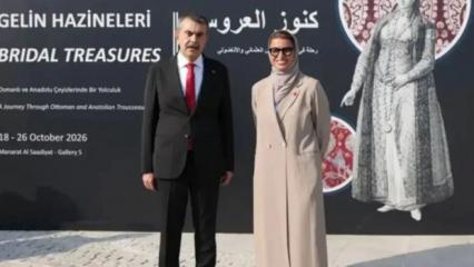 Bakan Tekin Abu Dabi'de Gelin Hazineleri sergisinin a&ccedil;ılışına katıldı