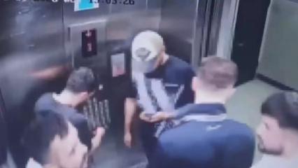 B&uuml;y&uuml;k&ccedil;ekmece&rsquo;de rezidanstaki cinayet ş&uuml;phelilerinin ka&ccedil;tığı anlar kamerada