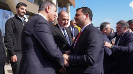 Cemil Tugay'dan İzmir'e m&uuml;jde &uuml;st&uuml;ne m&uuml;jde: Zaman kısa! Bunu yapmak zorundayız