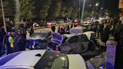 &Ccedil;orum&rsquo;da iki otomobilin &ccedil;arpıştığı kazada 4 kişi yaralandı
