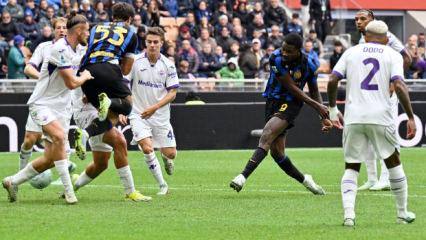 90+1 ve 90+8'de iki gol birden! 90'da geride oldukları ma&ccedil;ı kazandılar