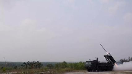 ROKETSAN'ın ihracat başarısı sahnede! Endonezya ordusu T&uuml;rk f&uuml;zeleriyle canlı atış yaptı!