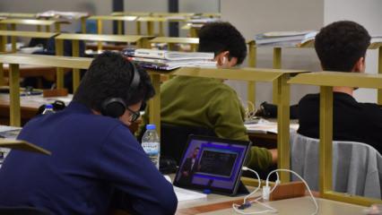 Şahinbey Millet K&uuml;t&uuml;phanesi bir g&uuml;nde 4 bin 500 &ouml;ğrenciyi ağırladı 