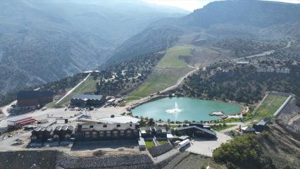 D&uuml;nyadaki ender merkezlerden biri: Ergan Dağı&rsquo;nda hedef 2 milyon ziyaret&ccedil;i barajını aşmak