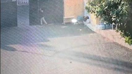 Fıstık Hali'nde dehşet anları: &Uuml;zerine tonlarca ağırlıktaki demir kapı d&uuml;şt&uuml;
