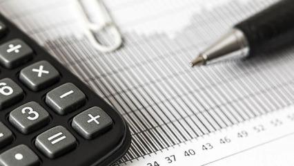İtalya'da h&uuml;k&uuml;met banka ve enerji sekt&ouml;rlerine vergi artışı &ouml;ng&ouml;ren b&uuml;t&ccedil;esini onayladı