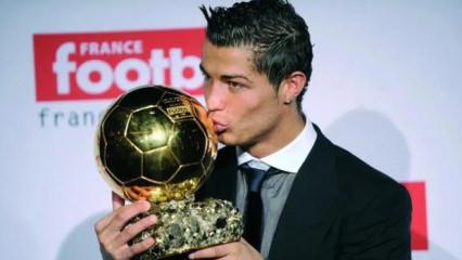 Tarihin en iyisi! Ballon d'Or of All Time'ın sahibi 2008 Cristiano Ronaldo oldu