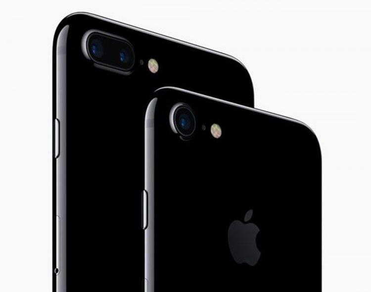 <p>iPhone 8,iPhone 7, iPhone 6s ve iPhone 6S Plus ekran değişimi: 1069TL(eski fiyat: 999TL)</p>
