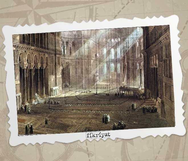 <p>FATİH, AYASOFYA’YI HARAP HALDE GÖRÜNCE NE DEDİ?</p>

<p>Haçlı istilası sonrası iyice fakirleşen Bizans İmparatorluğu hasara maruz kalan Ayasofya için gerekli onarımları yapamamıştı.</p>

<p>Fatih Sultan Mehmet, Ayasofya'nın bu harap halini görünce Türkçesi  "Örümcek Kisra'nın takında perdedarlık ediyor / Baykuş Efresyâb'ın kalesinde nevbet vuruyor" anlamına gelen şu Farsça şiiri söylemişti:</p>

<p>"Perdedâri mî küned ber kasr-ı Kayser Ankebut</p>

<p>Bûm nevbet mîzined der turumu Efrisyâb"</p>
