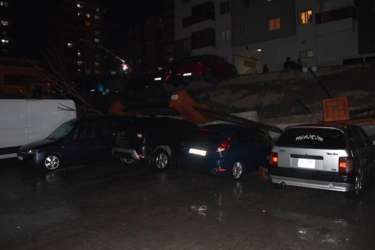 İzmir�de korkutan olay! Herkes deprem sandı ama&hellip; Resim 7
