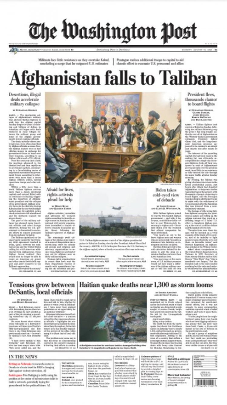<p>Washington Post'un manşeti ise oldukça basit: "Afganistan Taliban'a düşüyor" diyor.</p>

