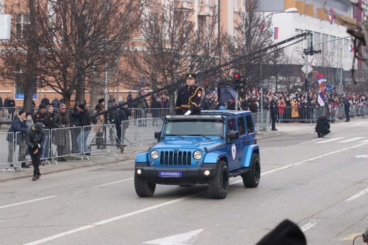 <p>Bosna Hersek'te Banja Luka şehrinde, anayasaya aykırı olmasına rağmen "9 Ocak Sırp Cumhuriyeti" günü kutlamaları yapıldı.</p>

<p> </p>
